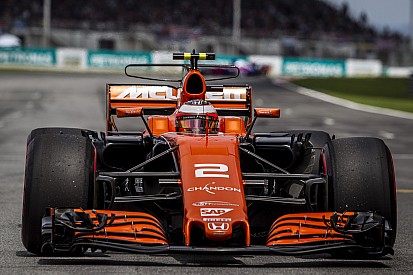 La columna de Vandoorne: 'Sería bonito acabar la temporada delante de Alonso'