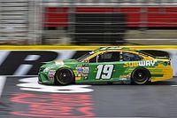 Daniel Suárez en cuarto en la práctica matutina en Charlotte