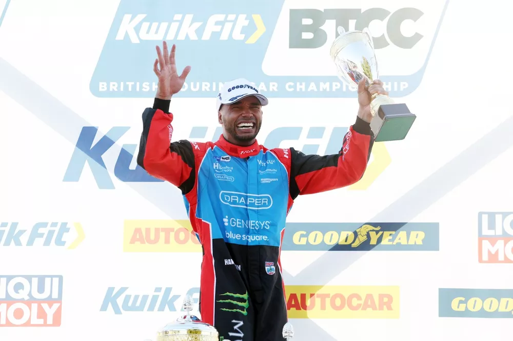 Nicolas Hamilton, Team VERTU