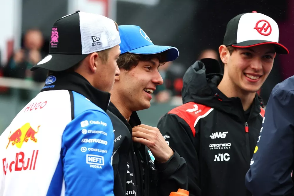 Liam Lawson, Racing Bulls, Andrea Kimi Antonelli, Mercedes, Oliver Bearman, Haas F1 Team