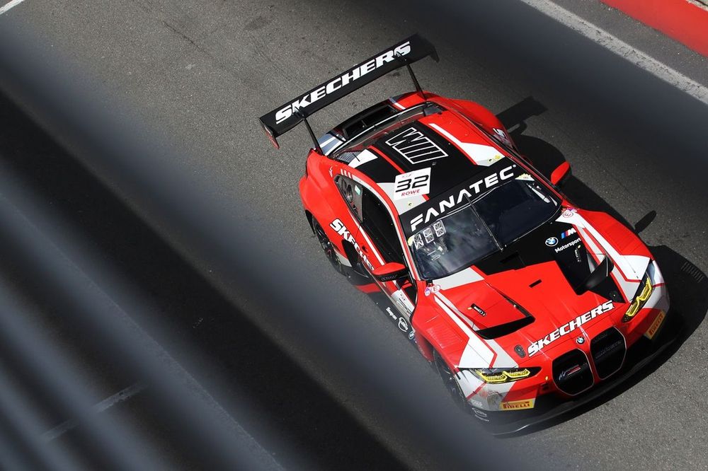 #32 Team WRT, BMW M4 GT3: Charles Weerts, Dries Vanthoor