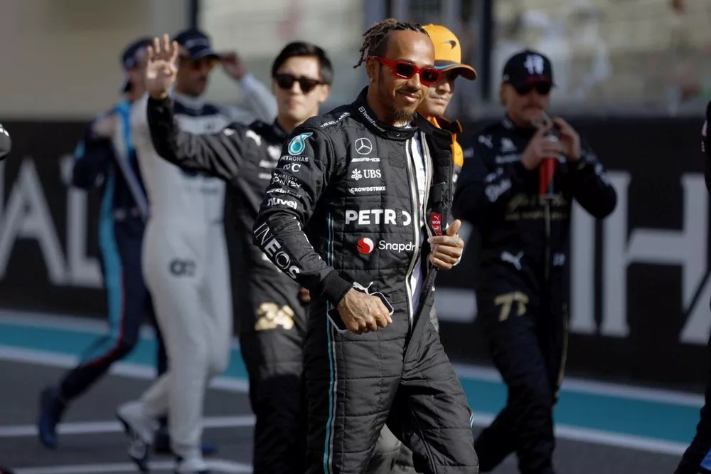 Cómo la salida de Hamilton deja a Mercedes F1 en una situación difícil