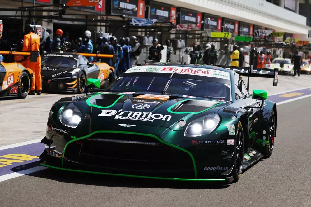 #777 D'Station Racing Aston Martin Vantage AMR LMGT3: Clement Mateu, Erwan Bastard, Marco Sorensen