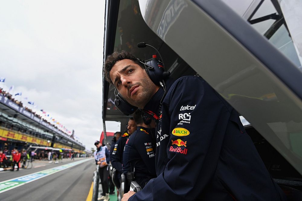 Daniel Ricciardo on the Red Bull pit wall