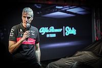 Почему главу Alfa Romeo назвали «представителем команды»? Он объяснил
