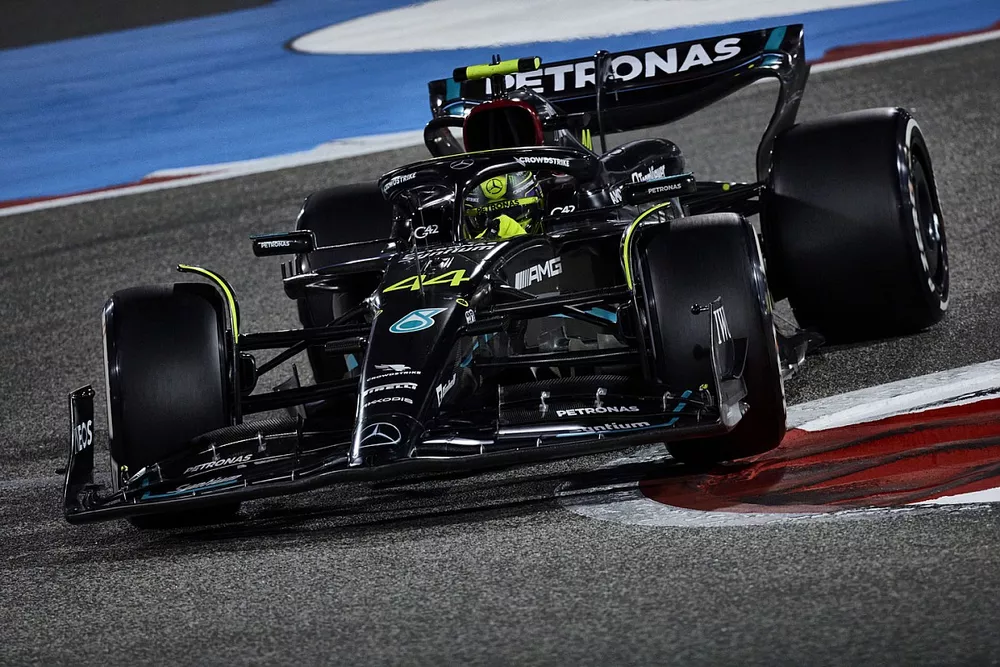 Lewis Hamilton, Mercedes F1 W14