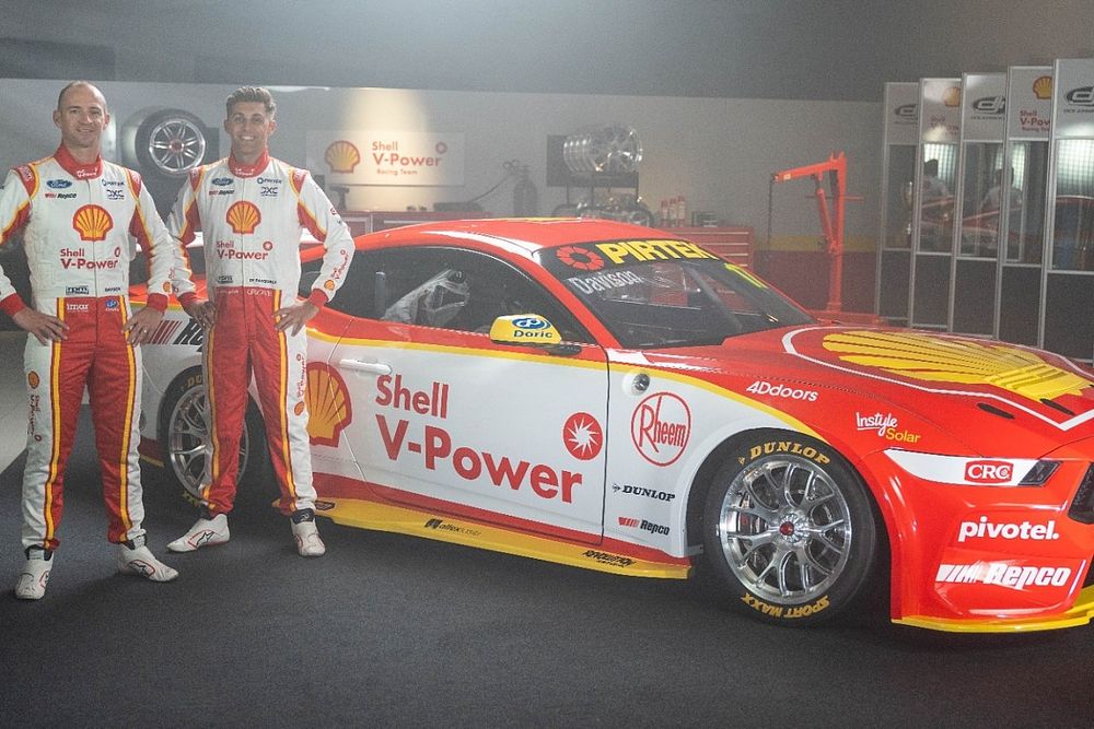 01. HERO IMAGE - Shell V-Power Racing Team