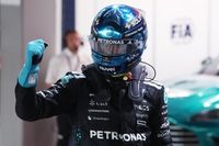 Russell voa e garante pole, Bortoleto larga em 16°: grid de largada do GP de Singapura de F1