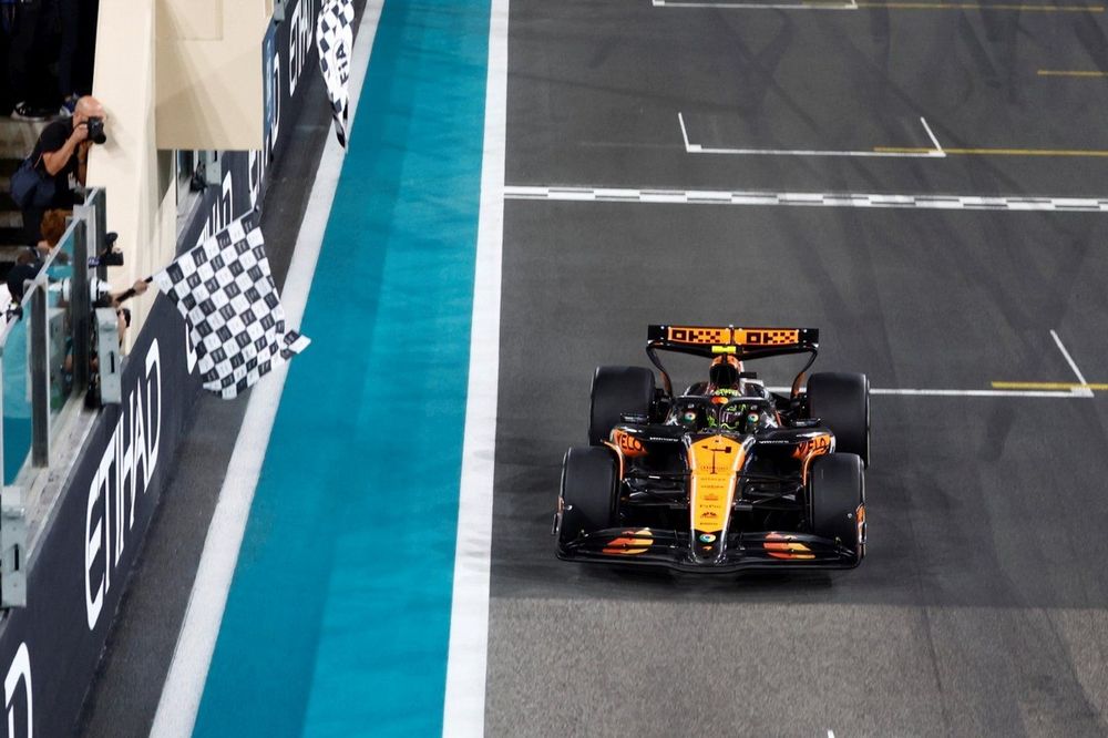 Lando Norris, McLaren MCL38