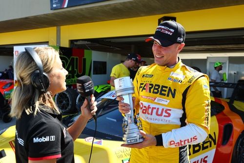 Porsche Cup: Müller confirma favoritismo e faz a pole da Carrera Cup no Velocitta