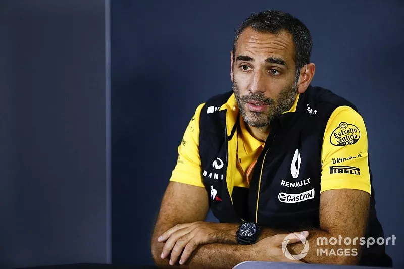 Cyril Abiteboul, Managing Director, Renault Sport F1 Team in de persconferentie