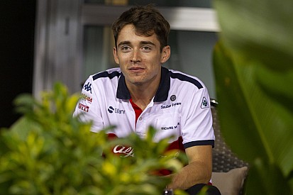 Ferrari не просила Леклера допомагати Феттелю у 2019-му