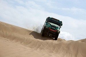 Todos los n&uacute;meros del equipo Petronas De Rooy Iveco
