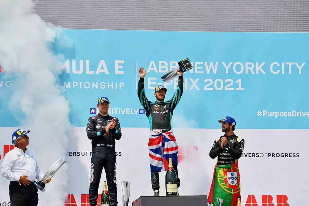 Gerd Mauser, Chairman, Jaguar Racing, Nick Cassidy, Envision Virgin Racing, second position, Sam Bird, Jaguar Racing, first position, Antonio Felix da Costa, DS Techeetah, third position, celebrate on the podium