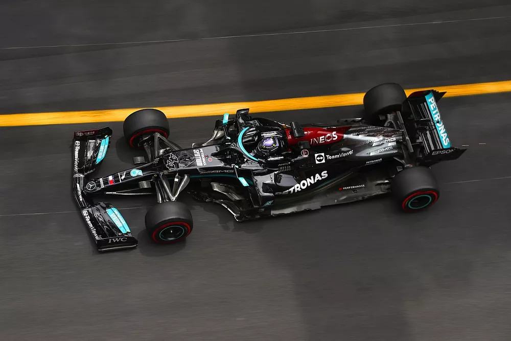 Lewis Hamilton, Mercedes W12
