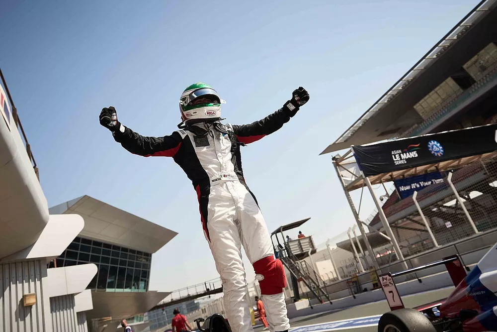 Le champion Enzo Trulli