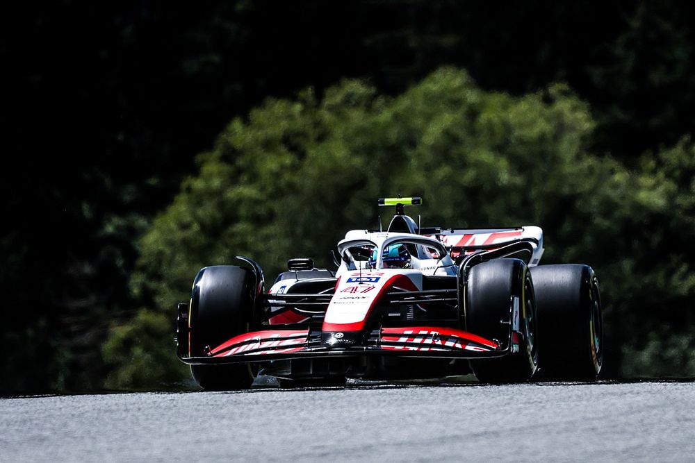 Mick Schumacher, Haas VF-22