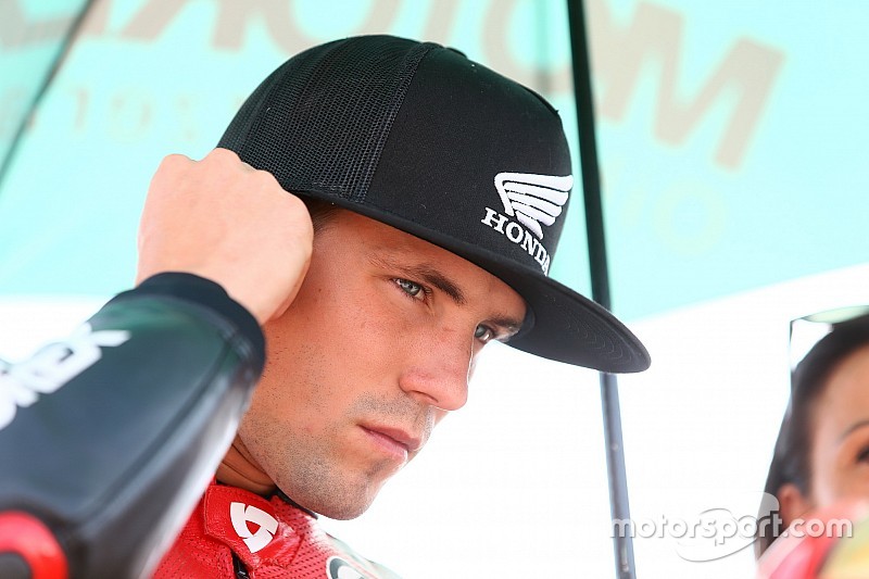 Triple-M-Honda wirft Patrick Jacobsen raus: Markus Reiterberger kann Chance nicht nutzen
