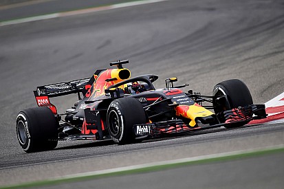 FP1 GP Bahrain: Ricciardo tercepat, Verstappen mogok