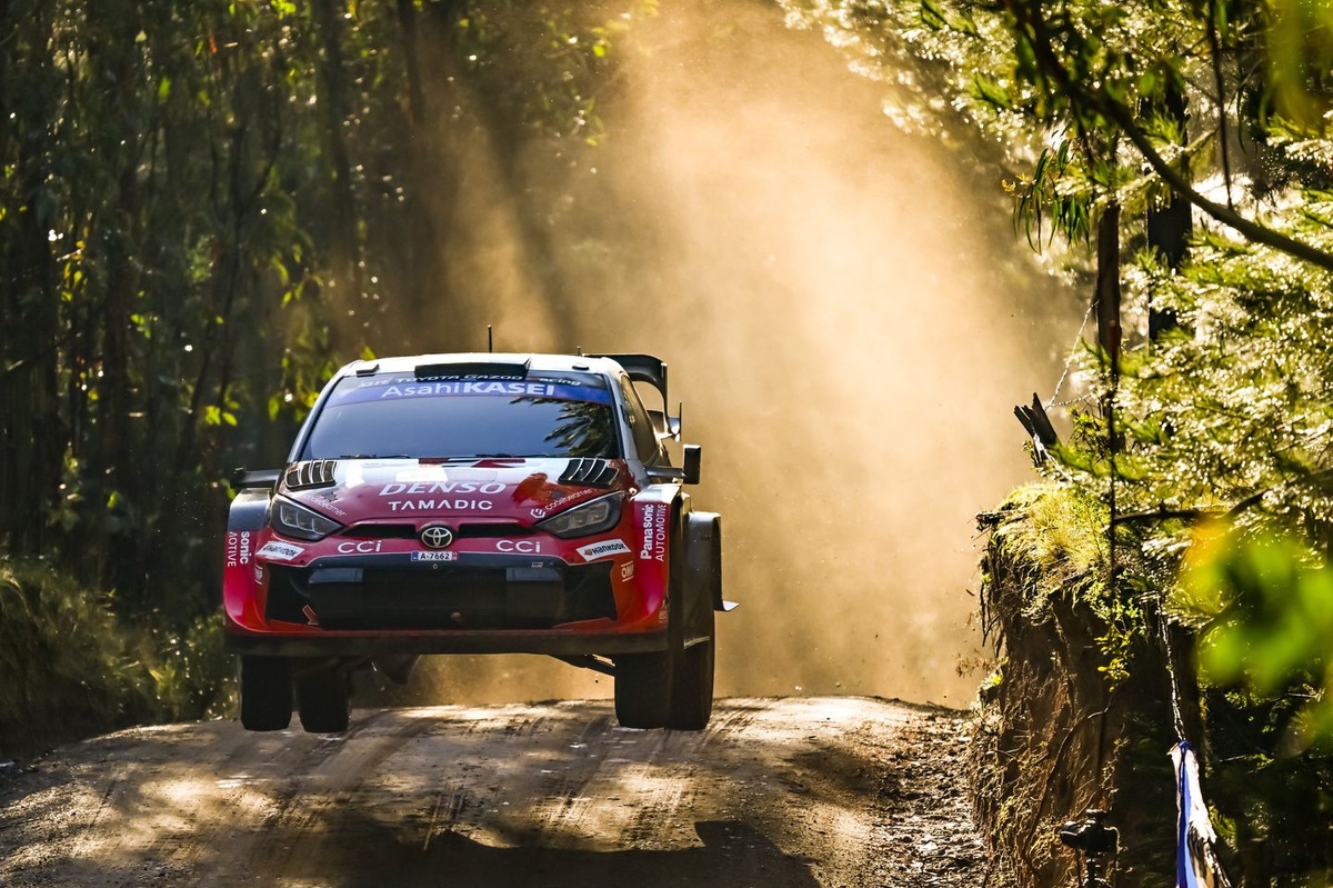 Oliver Solberg Expands Lead in Rally Chile