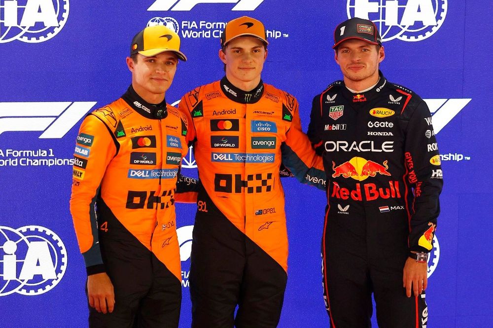 Lando Norris, McLaren, Oscar Piastri, McLaren, Max Verstappen, Red Bull Racing