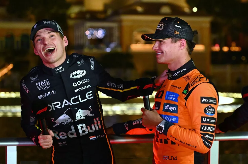 Lando Norris, McLaren, Max Verstappen, Red Bull Racing, George Russell, Mercedes
