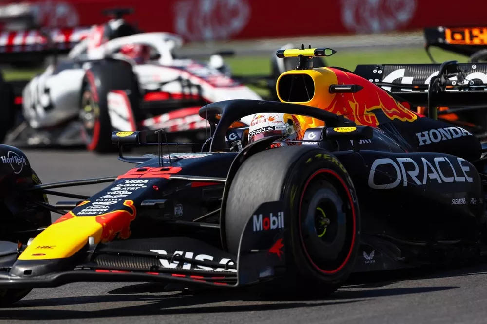 激レア 角田裕毅 F1 2023 パドックパス ゲストパス F1分析｜痛恨のピットストップミス。しかしペースは悪くなかった角田裕