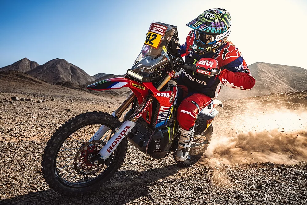 #42 Monster Energy Honda: Adrien van Beveren