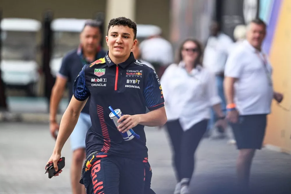 Isack Hadjar, Red Bull Racing 