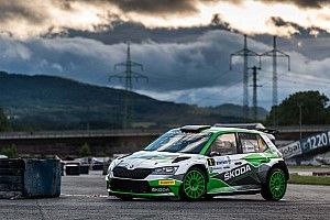 Awaria Pecha, Kopeck&yacute; liderem