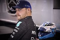 Bottas i Russell nic nie m&oacute;wią