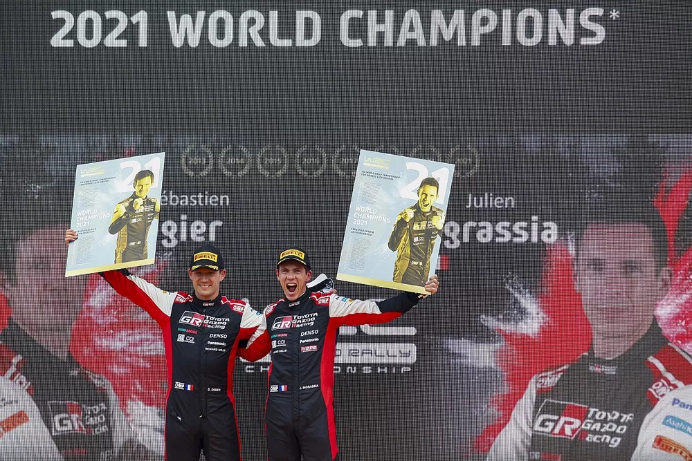 Ganadores y campeones Sébastien Ogier, Julien Ingrassia, Toyota Gazoo Racing WRT Toyota Yaris WRC