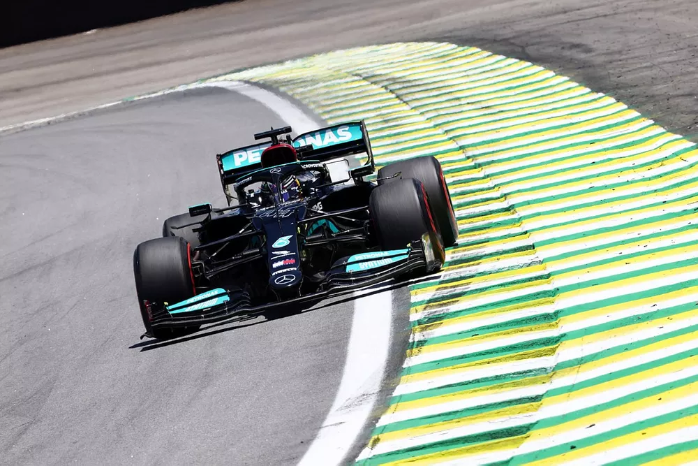 Lewis Hamilton, Mercedes W12