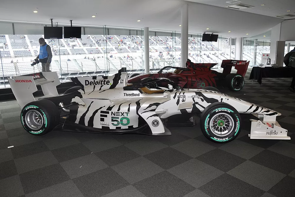 SF19 test car