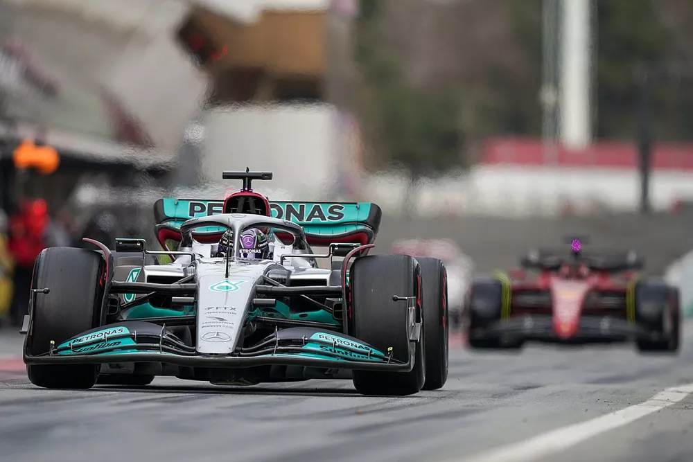 Lewis Hamilton, Mercedes W13