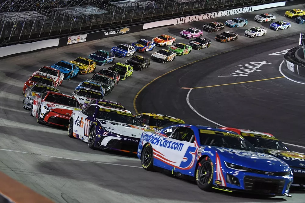 Kyle Larson leads the field