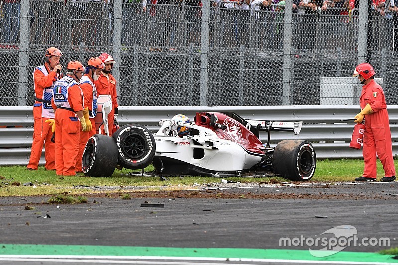 ”危険な”DRSはいずれF1から無くすべき。サインツJr.が提言