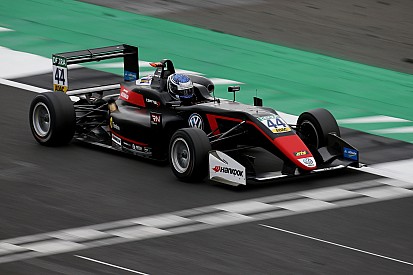 EK F3 Silverstone: Vips wint, dramaweekend Armstrong compleet