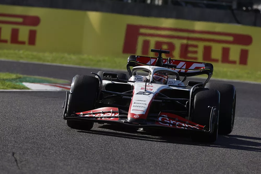 Kevin Magnussen, Haas VF-23