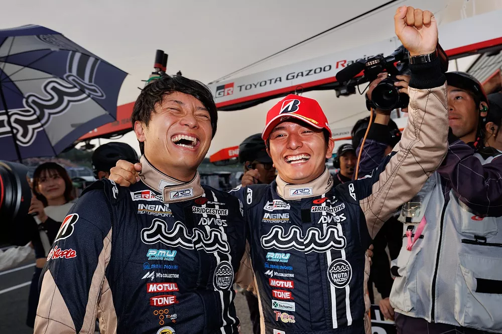 #2 muta Racing GR86 GT,   Yuui Tsutsumi, Hibiki Taira