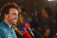 Alonso defiende el nuevo y "estresante" formato sprint de la F1 