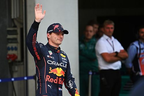 Verstappen: "La lucha entre los Ferrari me permitió abrir hueco"