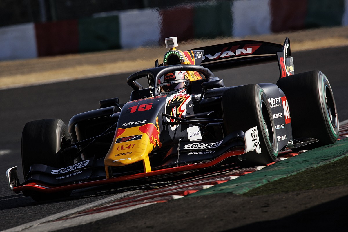 リアム・ローソン、参戦初戦で衝撃の優勝。2位野尻で無限1-2もレースは