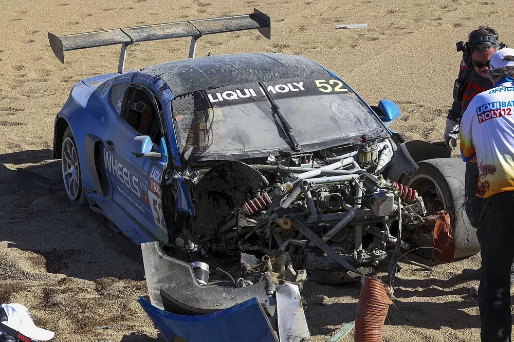 #52 Wheels / FX Racing	MARC II V8: Keith Kassulke, crash
