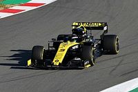 Ricciardo se estrena al volante del Renault