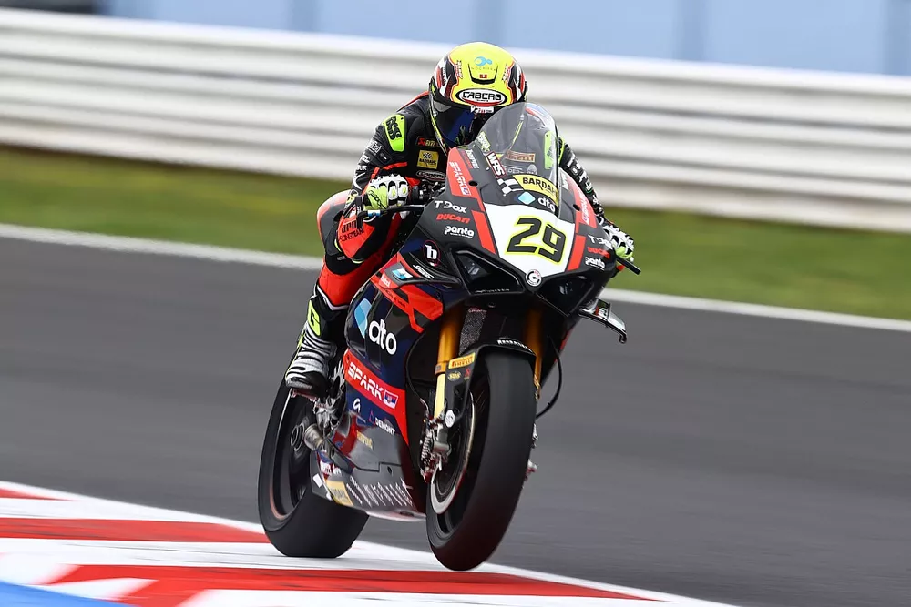 Luca Bernardi, Barni Racing