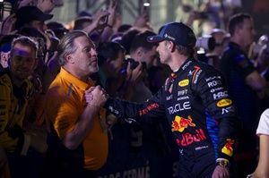 F1: Brown se 'arrepende' de comentário "tirado do contexto" sobre agressividade de Verstappen