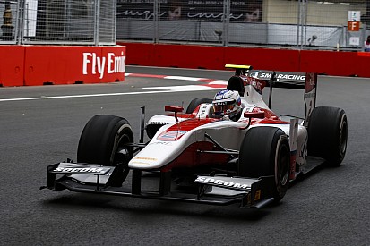 Renault's Sirotkin replaces Albon for F2 Baku round