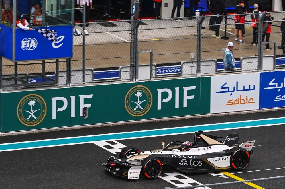 Mitch Evans, Jaguar TCS Racing Jaguar I-TYPE 7