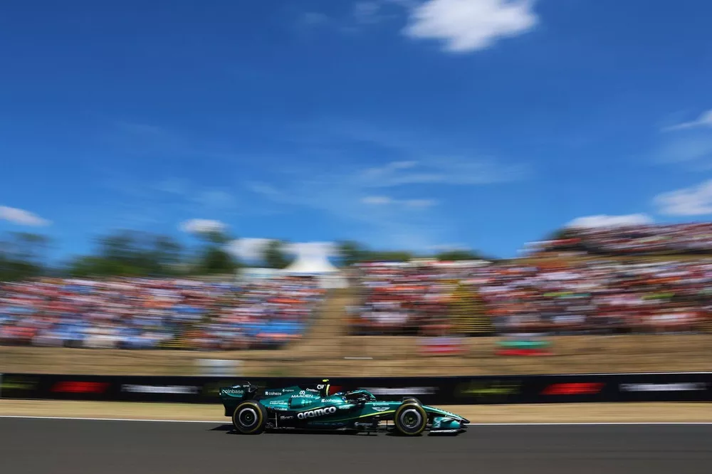 La reacción de Fernando Alonso tras el gran avance de Aston Martin en Hungría